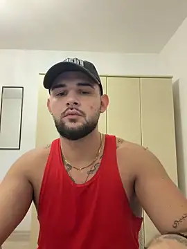 LunaFoxTip online show from December 2025 11:33:02 PM