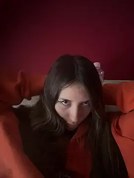 saphirafox online show from January 2026 01:15:01 PM