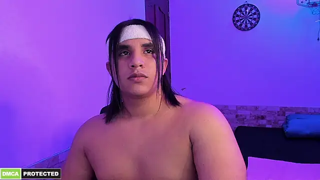 Snapshot of latinboyfit chatting on May 2026 04:25:02 PM latinboyfit online show from May 2026 04:25:02 PM