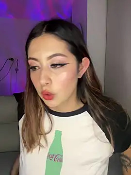 justmariee online show from December 2025 11:44:02 PM