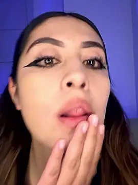 justmariee online show from January 2026 02:39:02 AM