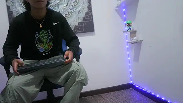 AndyKings 1 online show from April 2026 03:45:01 AM