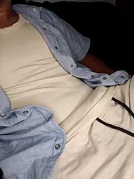 HotJXS online show from December 2025 01:00:01 AM