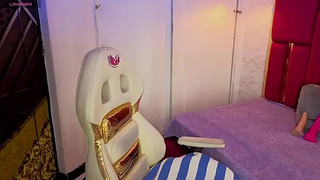 Snapshot of morgana_white chatting on February 2026 06:24:02 PM morgana white online show from February 2026 06:24:02 PM