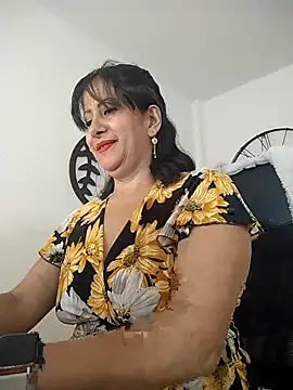 christy ant online show from March 2026 06:37:02 PM