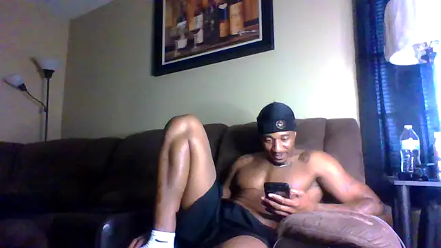 Snapshot of KingDes55 chatting on May 2026 12:27:01 AM KingDes55 online show from May 2026 12:27:01 AM