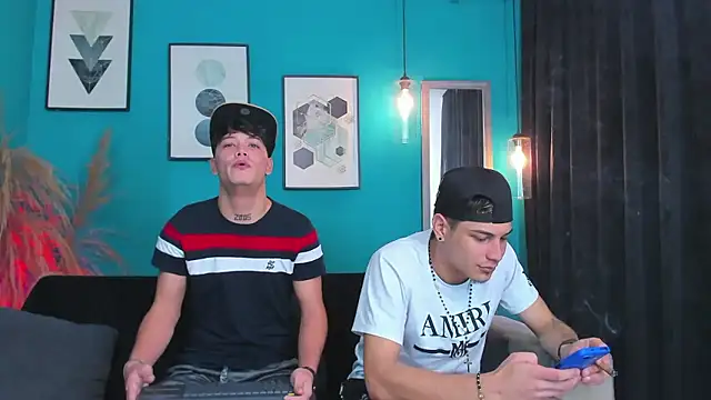 Snapshot of Oficial_KingOfHeavens chatting on January 2026 09:09:01 PM Oficial KingOfHeavens online show from January 2026 09:09:01 PM