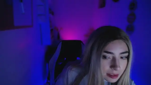 channel blondee online show from February 2026 11:44:02 PM