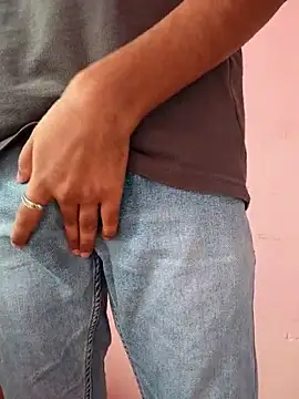 AqueousCrepe online show from January 2026 06:28:02 AM