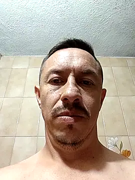 Snapshot of L_hotcream chatting on February 2026 10:17:01 PM L hotcream online show from February 2026 10:17:01 PM