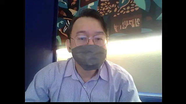 Snapshot of littlegoddyboy chatting on December 2025 01:25:02 AM littlegoddyboy online show from December 2025 01:25:02 AM