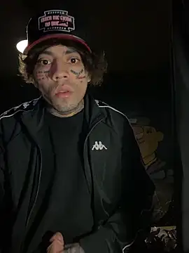 Snapshot of baby_young chatting on December 2025 11:55:02 PM baby young online show from December 2025 11:55:02 PM