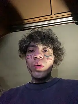 Snapshot of baby_young chatting on December 2025 06:09:01 AM baby young online show from December 2025 06:09:01 AM