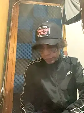 Snapshot of baby_young chatting on December 2025 09:01:01 PM baby young online show from December 2025 09:01:01 PM