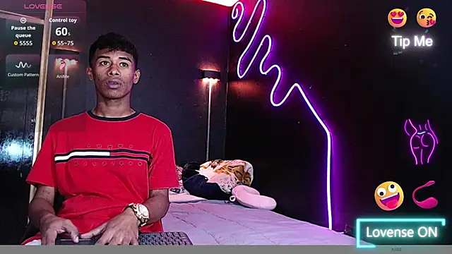 Yoim Williams online show from December 2025 11:01:02 PM