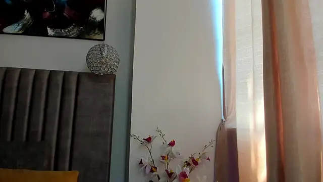 Snapshot of GahiaBelucci chatting on May 2026 05:40:02 PM GahiaBelucci online show from May 2026 05:40:02 PM