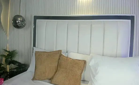 FiorelaSton online show from April 2026 04:06:02 AM