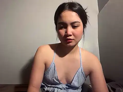 Snapshot of Nanalicious_69 chatting on April 2026 09:01:02 PM Nanalicious 69 online show from April 2026 09:01:02 PM
