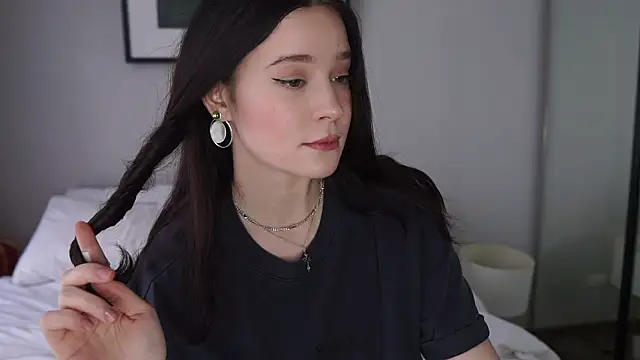 bonjour nihao hello online show from March 2026 03:58:02 AM