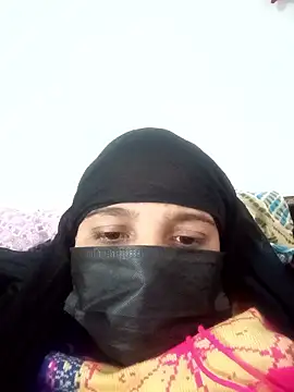 Miya mona online show from January 2026 04:04:02 AM