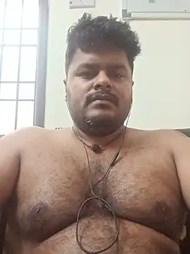 Snapshot of yourwellman chatting on June 2026 11:30:02 AM yourwellman online show from June 2026 11:30:02 AM