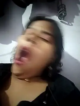 Snapshot of Rohni_bhabi chatting on February 2026 05:33:01 PM Rohni bhabi online show from February 2026 05:33:01 PM