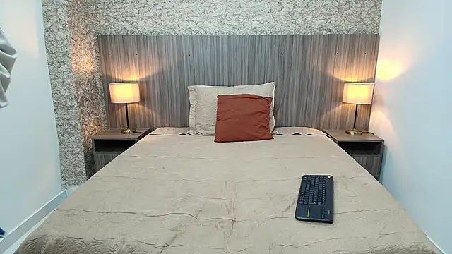 zoe bermudez online show from January 2026 11:24:02 AM