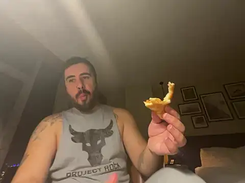 XhotLatte online show from March 2026 09:32:01 PM