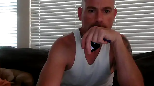 Snapshot of MISTERANDDEMI chatting on May 2026 12:27:01 AM MISTERANDDEMI online show from May 2026 12:27:01 AM