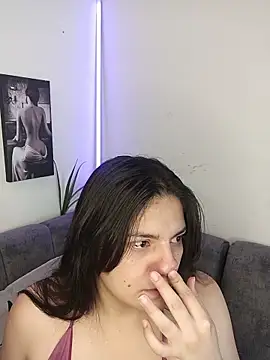 paulina coxx online show from March 2026 11:59:02 AM