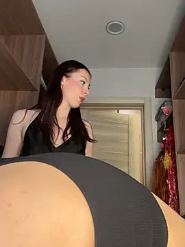 Snapshot of RussianGirls_ chatting on May 2026 01:27:01 PM RussianGirls online show from May 2026 01:27:01 PM
