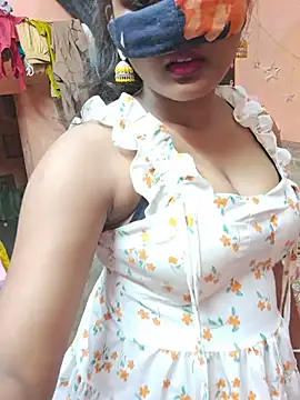 Snapshot of Babyx00 chatting on January 2026 04:44:01 PM Babyx00 online show from January 2026 04:44:01 PM