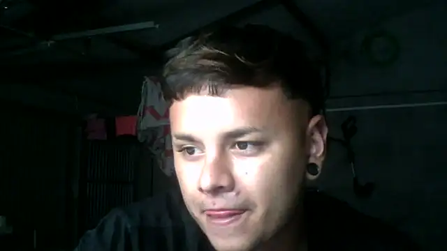 Snapshot of Sickbooy69 chatting on April 2026 07:59:01 PM Sickbooy69 online show from April 2026 07:59:01 PM