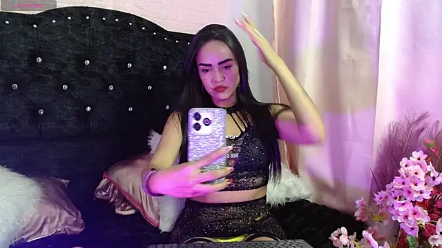 Snapshot of Ambar_Rouxee chatting on January 2026 08:01:01 PM Ambar Rouxee online show from January 2026 08:01:01 PM