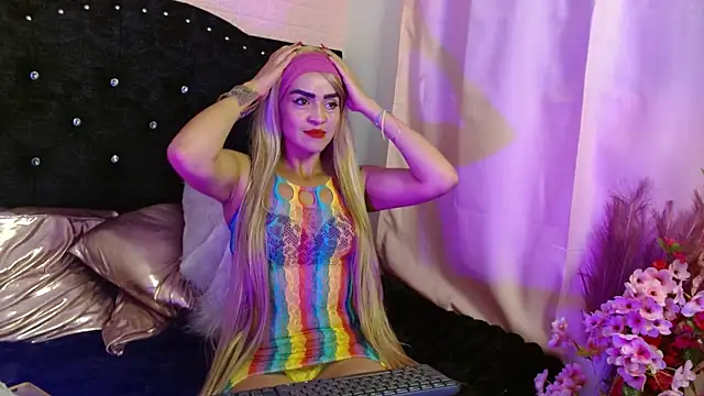 Snapshot of Ambar_Rouxee chatting on January 2026 10:22:02 PM Ambar Rouxee online show from January 2026 10:22:02 PM