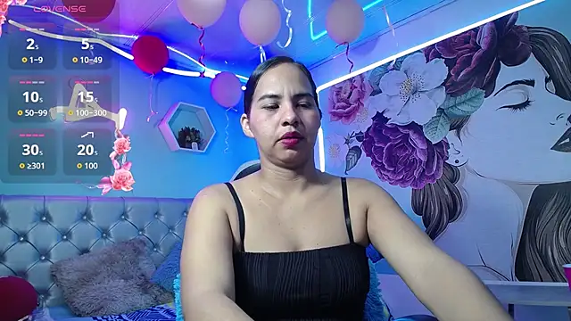 nicol ross19 online show from February 2026 02:20:02 AM