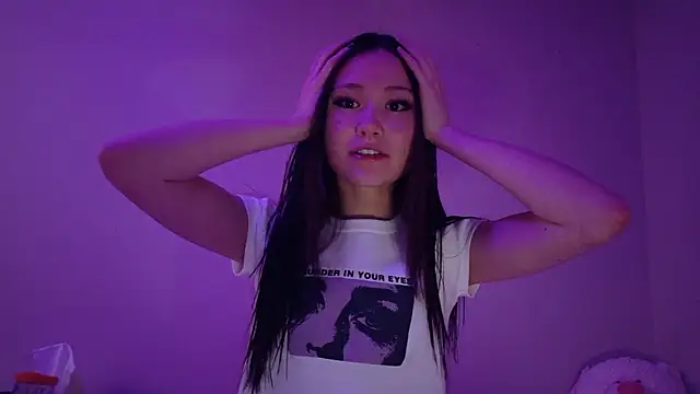 luvvivii online show from January 2026 01:44:02 AM