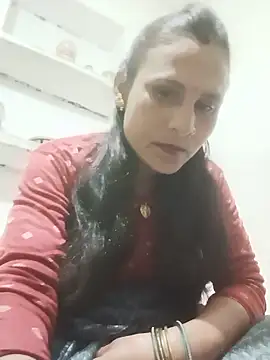 Snapshot of Cuty_priti chatting on June 2026 05:26:01 PM Cuty priti online show from June 2026 05:26:01 PM