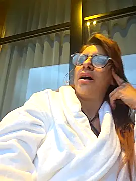 LaLynn online show from March 2026 05:46:01 PM