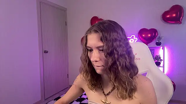 Snapshot of KellySunn chatting on February 2026 09:13:02 AM KellySunn online show from February 2026 09:13:02 AM