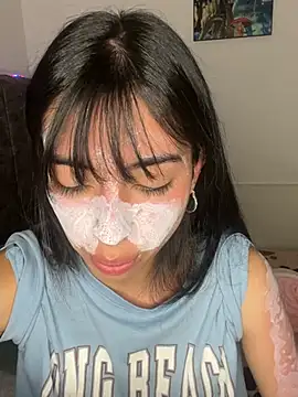 junorise23 online show from February 2026 04:00:01 AM