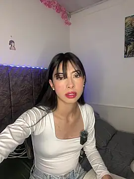 junorise23 online show from July 2026 04:49:01 AM