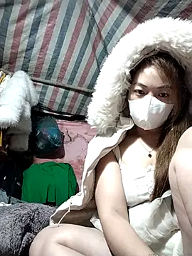 Lucky cutee online show from January 2026 12:04:02 AM