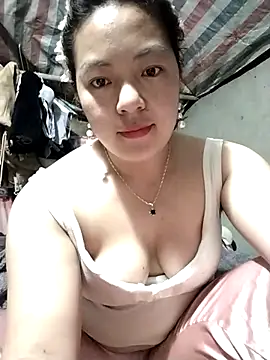 Snapshot of Lucky_cutee chatting on March 2026 11:19:01 PM Lucky cutee online show from March 2026 11:19:01 PM