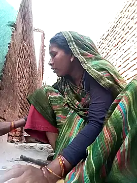 Snapshot of Rakhi_cut chatting on May 2026 01:57:16 AM Rakhi cut online show from May 2026 01:57:16 AM