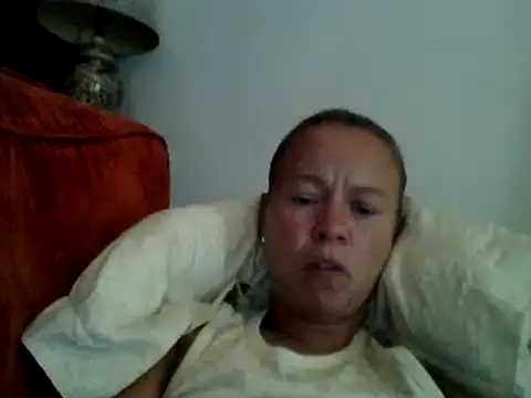 Snapshot of jennyblondeuk chatting on July 2026 05:29:02 PM jennyblondeuk online show from July 2026 05:29:02 PM