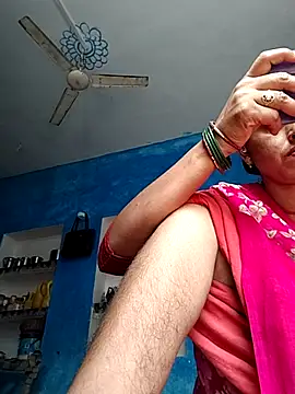 Snapshot of Mahima_rani34 chatting on August 2026 10:40:02 AM Mahima rani34 online show from August 2026 10:40:02 AM