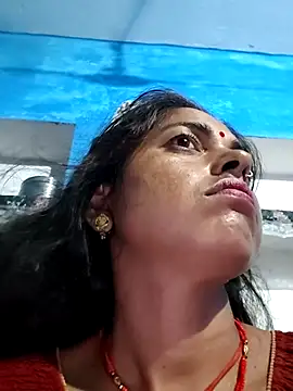 Snapshot of Mahima_rani34 chatting on August 2026 09:39:02 PM Mahima rani34 online show from August 2026 09:39:02 PM