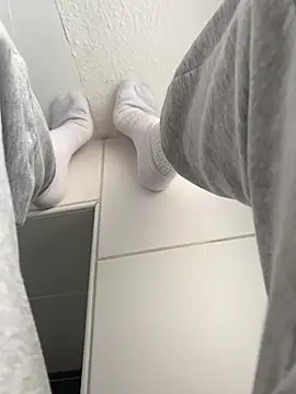 EmmiPemmi online show from March 2026 12:05:02 PM