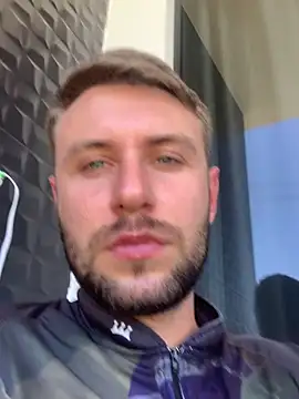 Snapshot of LuanHw1209 chatting on January 2026 06:44:02 PM LuanHw1209 online show from January 2026 06:44:02 PM